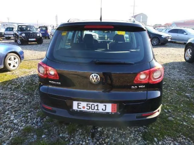 VW Tiguan 4x4 Suv - Imaginea 12