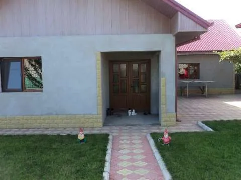 Casa de vanzare - Imaginea 2