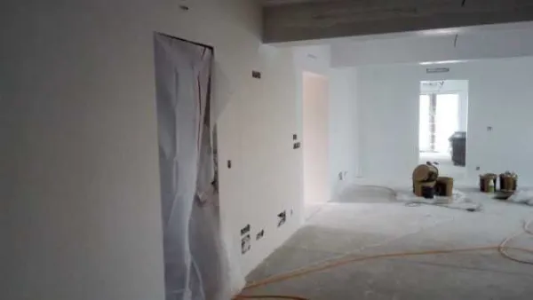 Tinci si glet mecanizat aplicare tencuiala decorativa zugraveli Sibiu - Imaginea 1