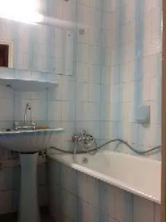 Ocazie 200e inchiriez apt 3 camere Margeanului - Imaginea 5