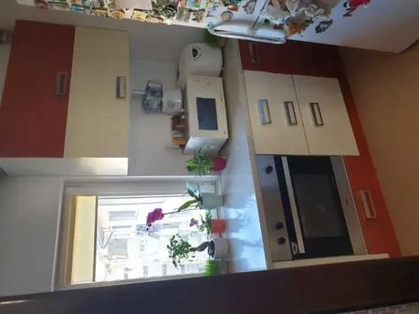 Apartament ultracentral 3 camere - Imaginea 8
