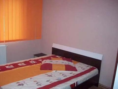 inchiriez apartament - Imaginea 3