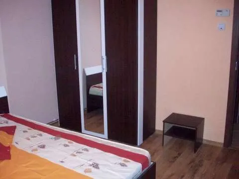 inchiriez apartament - Imaginea 4