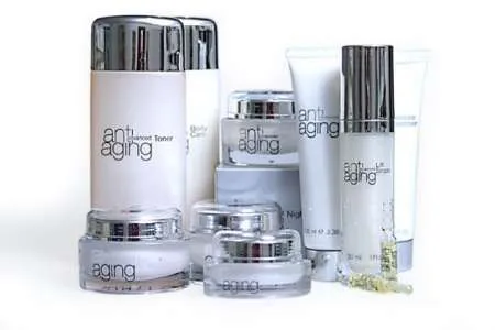 TONIFIANT ANTI- AGING CU ACID HIALURONIC SI VITAMINA C DR. TEMT - Imaginea 2