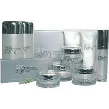 TONIFIANT ANTI- AGING CU ACID HIALURONIC SI VITAMINA C DR. TEMT - Imaginea 8