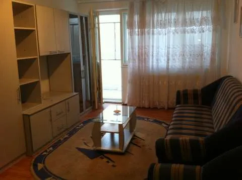Apartament de Vanzare 2 cam in Campina, ultracentral - urgent - Imaginea 3