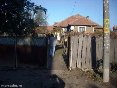 Vand teren+casa oras Strehaia - Imaginea 1