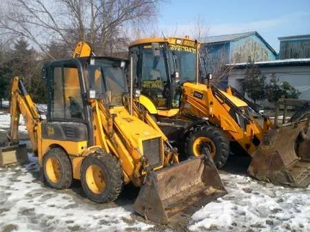 Inchiriere  miniexcavator  JCB 1CX Bobcat, Bucuresti si ilfov, Chitila, Mogosoaia, Otopeni, Buftea, Corbeanca, Voluntari, Tunari - Imaginea 2