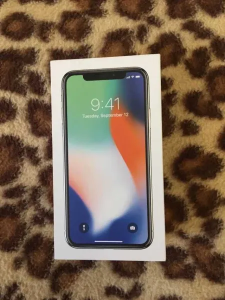 VAND IPHONE X 64gb FULL BOX, neverlocked in stare perfecta - Imaginea 1