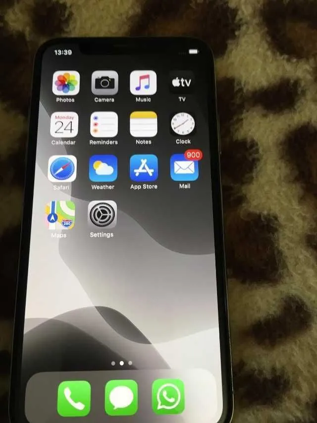 VAND IPHONE X 64gb FULL BOX, neverlocked in stare perfecta - Imaginea 2