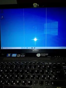 vand laptop Sony Vaio model VPCEH