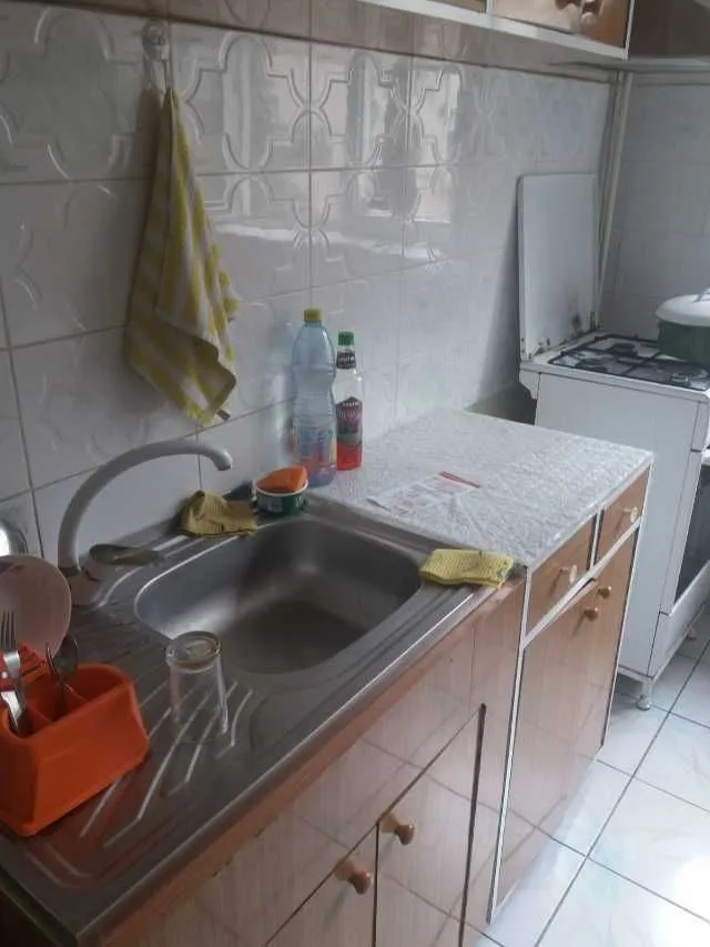 ANTIEARIANA SECTOR5 VINDEM AP 3 CAMERE ETAJ 1/ 4  PRET 34000EUR - Imaginea 2