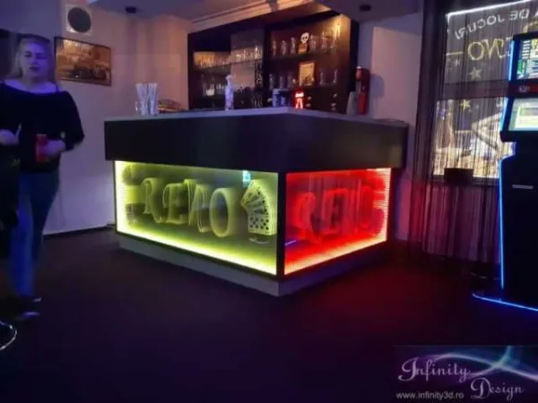 Tablouri, panouri publicitare Infinity 3D, amenajare localuri - Imaginea 3