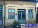 Vand Complex Case Stil Apartamentat Campulung Muscel - Semicentral. - Miniatura 4