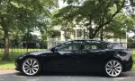 Tesla Model 3 - Miniatura 1