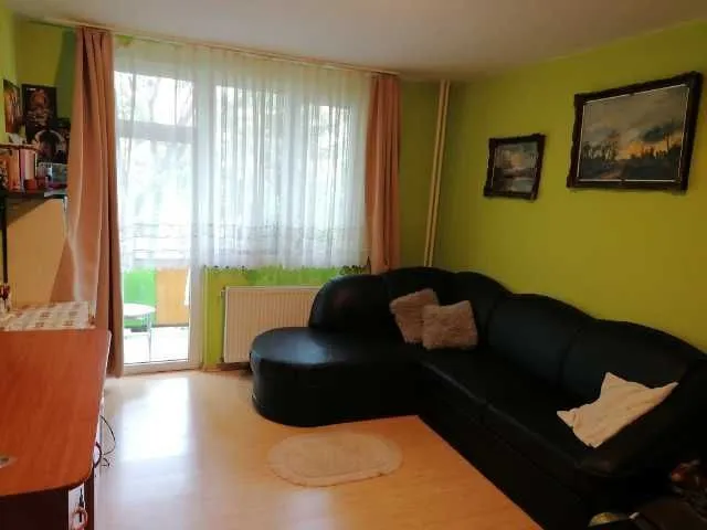 PF vand sau schimb apartament cu 2 camere, tip B,  etaj 1. din 4 ( 1/ 4) , suprafata utila 45 mp, Rogerius, Oradea - Imaginea 1