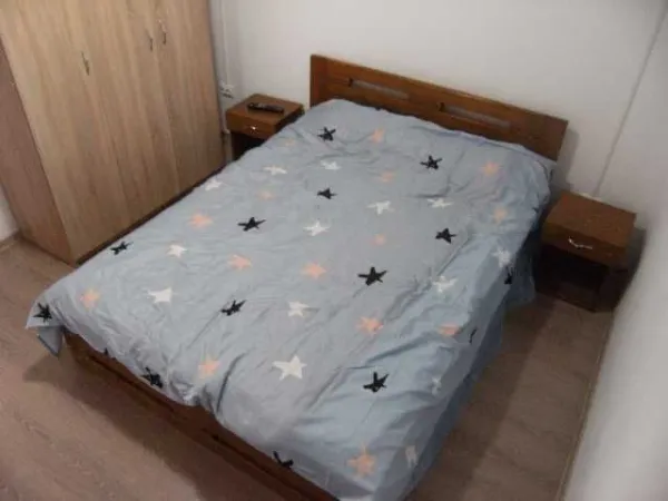 GARSONIERA DE INCHIRIAT COMANESTI - Imaginea 5