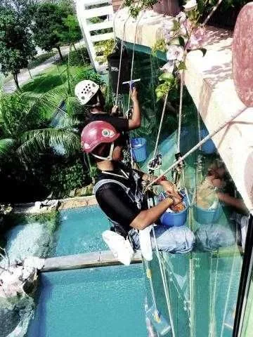 Alpinism utilitar profesional Cluj Napoca - Imaginea 3
