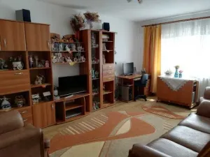 VAND APARTAMENT CU 2 CAMERE