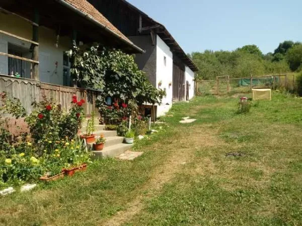 Casa traditionala la 30 km de Cluj - Imaginea 3