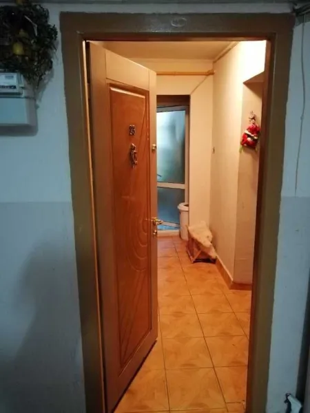 Vanzare apartament - Imaginea 1