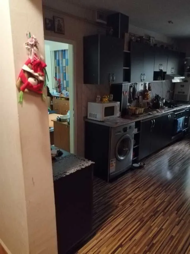 Vanzare apartament - Imaginea 4