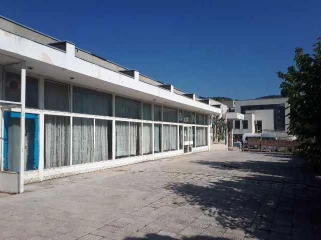 Inchiriez spatiu comercial - Imaginea 2