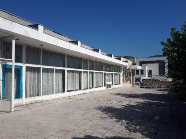 Inchiriez spatiu comercial - Imaginea 2