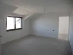 Casa la 5minute de ORADEA ( loc. SANTANDREI) 300 MP CONSTRUIT TOATE UTILITATILE - Miniatura 6