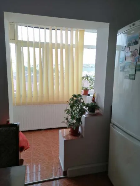 Apartament cu 3 camere - Imaginea 2