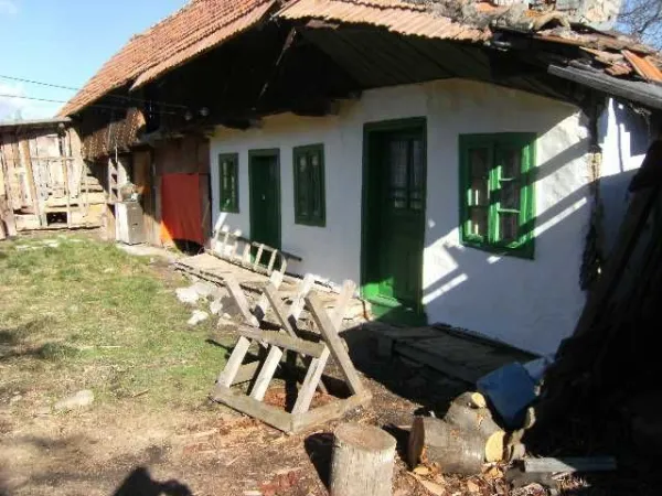 Casa si teren Podei Comanesti - Imaginea 8