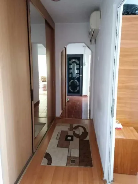 Apartament cu 3 camere - Imaginea 4