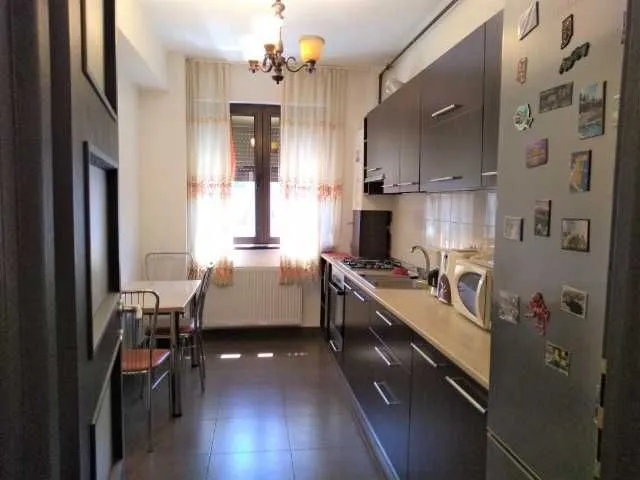 Apartament 2 camere, etaj 2/ 4, confort lux, zona Fundeni, usor accesibil - Imaginea 9