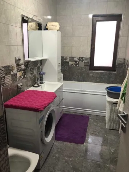 Inchiriez apartament - Imaginea 4