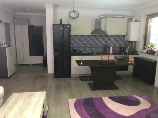 Inchiriez apartament - Imaginea 9