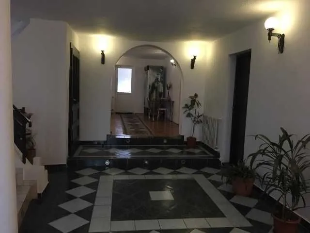 Dau in chirie pensiune pe Str Padurii - Imaginea 2