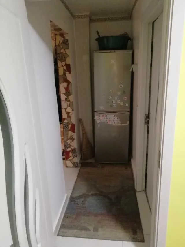 Vand Schimb apartament cu casa - Imaginea 8