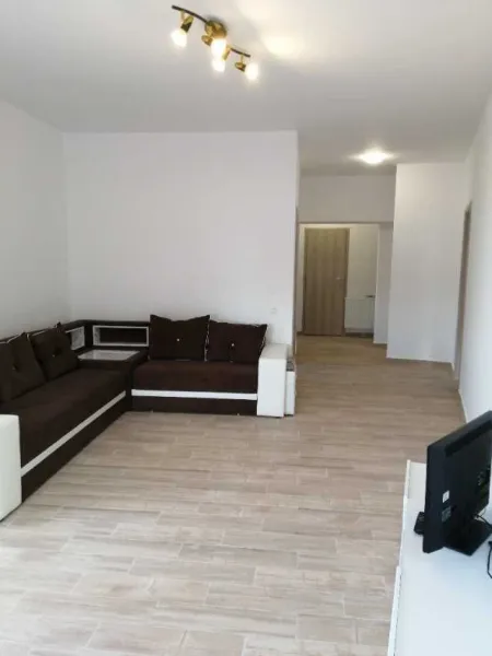 Inchiriez apartament 3 camere pt. 2 studente/ studenti - Imaginea 5