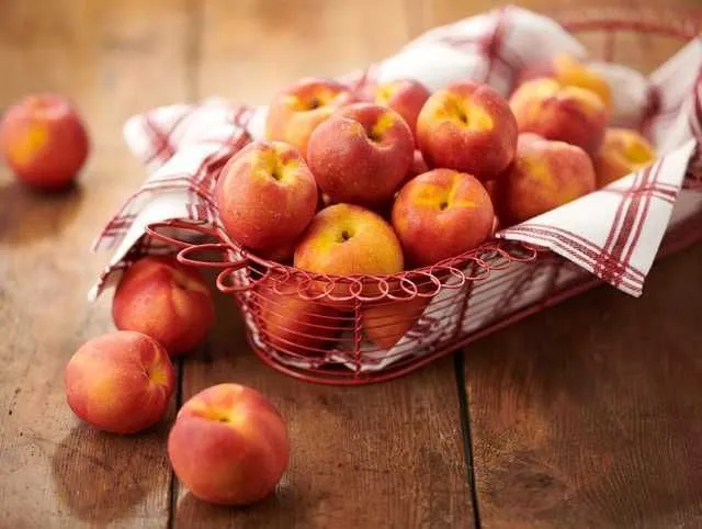 depozit de nectarine germania - Imaginea 1