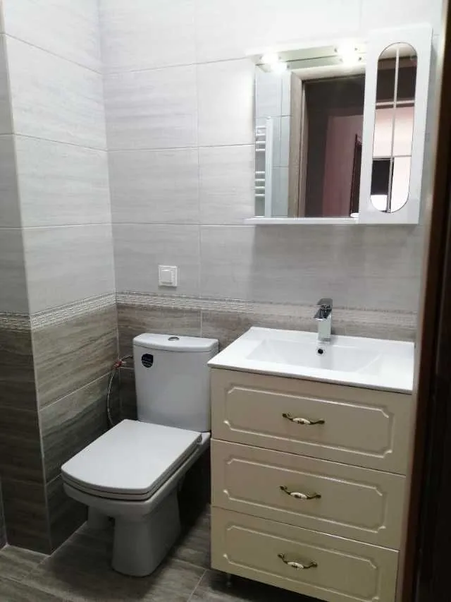 Inchiriez apartament 3 camere pt. 2 studente/ studenti - Imaginea 9