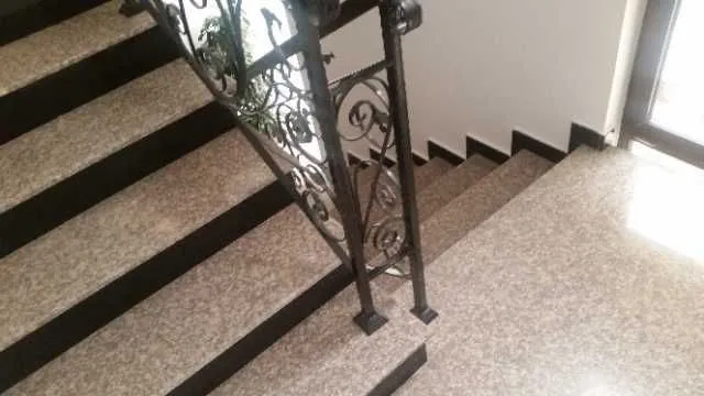 Scari de granit interior Timisoara - Imaginea 1