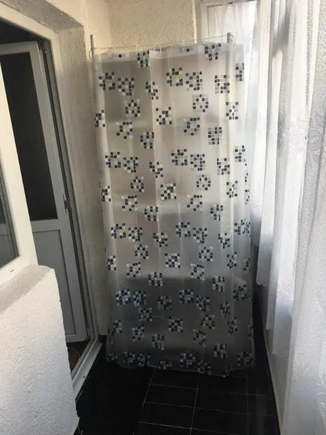 De inchiriat convenabi zona Minisat Apartament 3 Camere - Imaginea 9