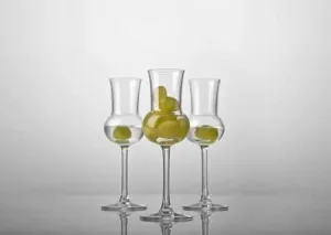 vand palinca din struguri( vita de vie) , moate palinca