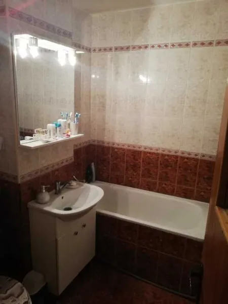 Proprietar vand apartament 3 camere parter  Brasov - Imaginea 7