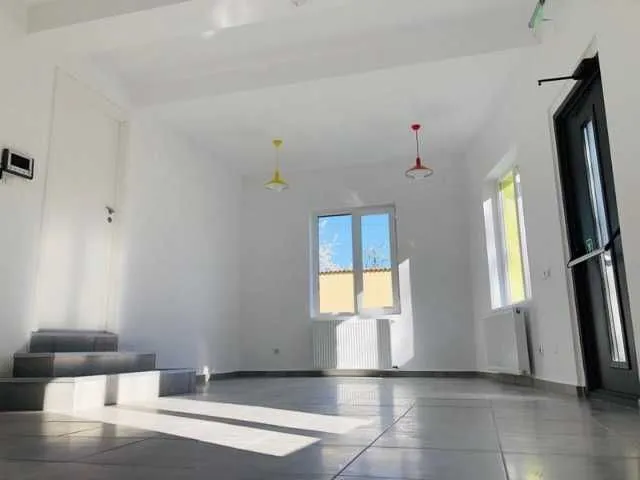 Militari imobil: motel, hostel. gradinita, after school, clinica, birouri, camin. - Imaginea 8