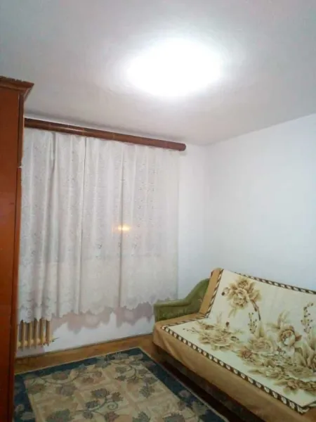 De vanzare apartament 2 camere - Imaginea 3
