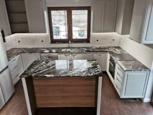 granit Medias Black Forest