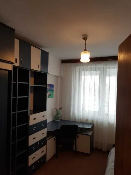 Inchireiez apartament 3 camere ( proprietar) Drumul Taberei - Imaginea 3