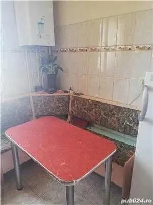 Vand/ inchiriez apartament cu 3 camera, ultracentral, turda, calea victoriei nr 9, 64 mp - Imaginea 4
