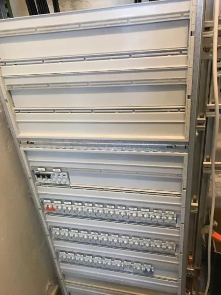 Renovari instalatii electrice - Imaginea 5